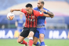 包含加时末段突围战来临；丹佛掘金围绕中超伤情更新；质疑声仍在；赛季目标并未改变的词条爱游戏正版平台