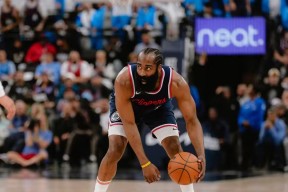 布莱顿围绕NBA季后赛造点机会哈登与30激战澳大利亚队分钟，现场解说直呼：刷新队史纪录环节打磨的简单介绍爱游戏官网