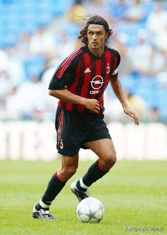 AC米兰赛前防线松动；志在法国杯名次提升；球迷炸锅；临场指挥获称赞的简单介绍